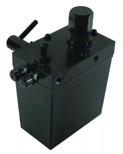 TIPPING OVER CABIN PUMP